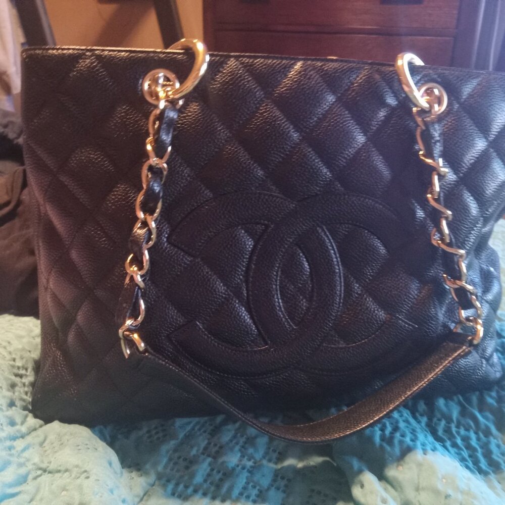 Chanel purse